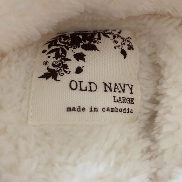 SOLD Old Navy Winter White Fleece Mock Neck Long Sleeve Top NWOT - Picture 3 of 15